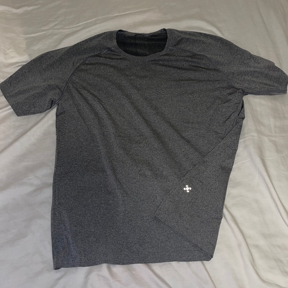 Lululemon shirt